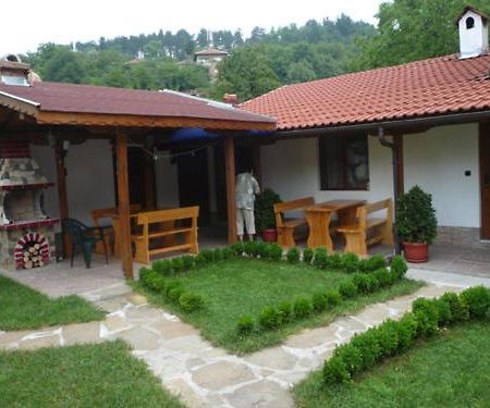 Къща За Гости Боляри Tryavna Exterior foto